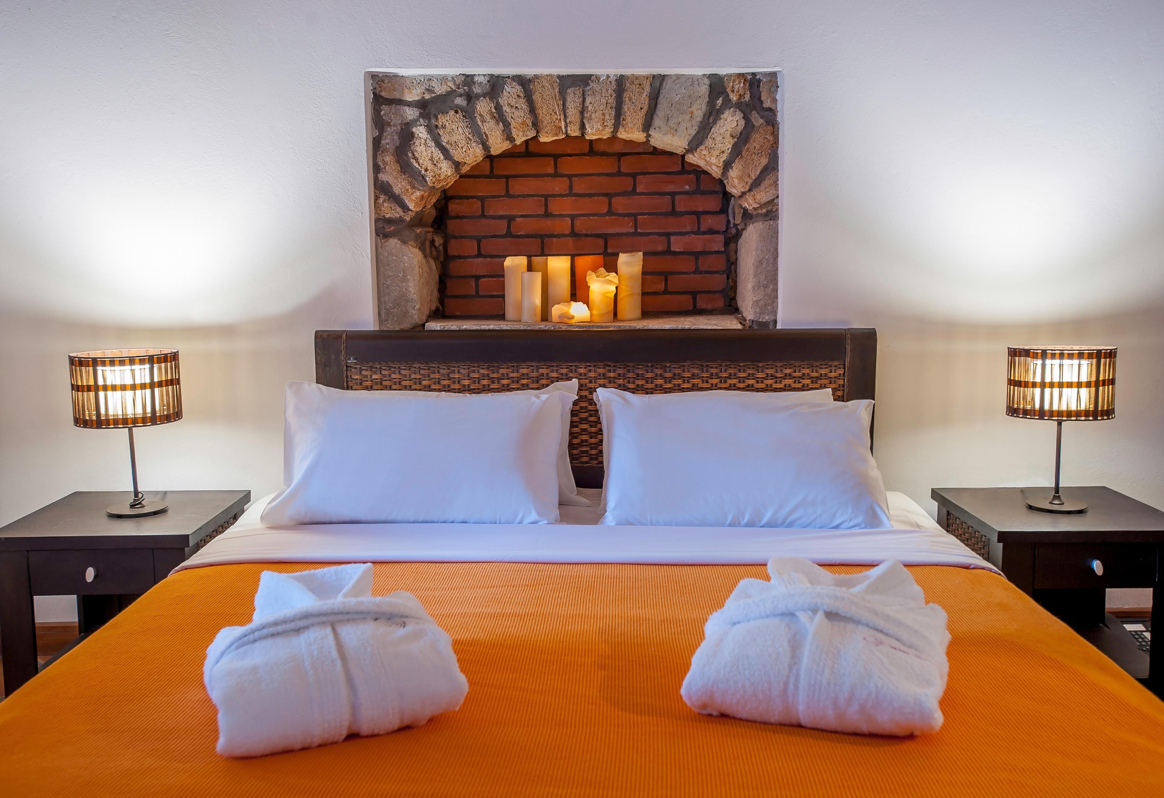 Village Boutique Hotel Város