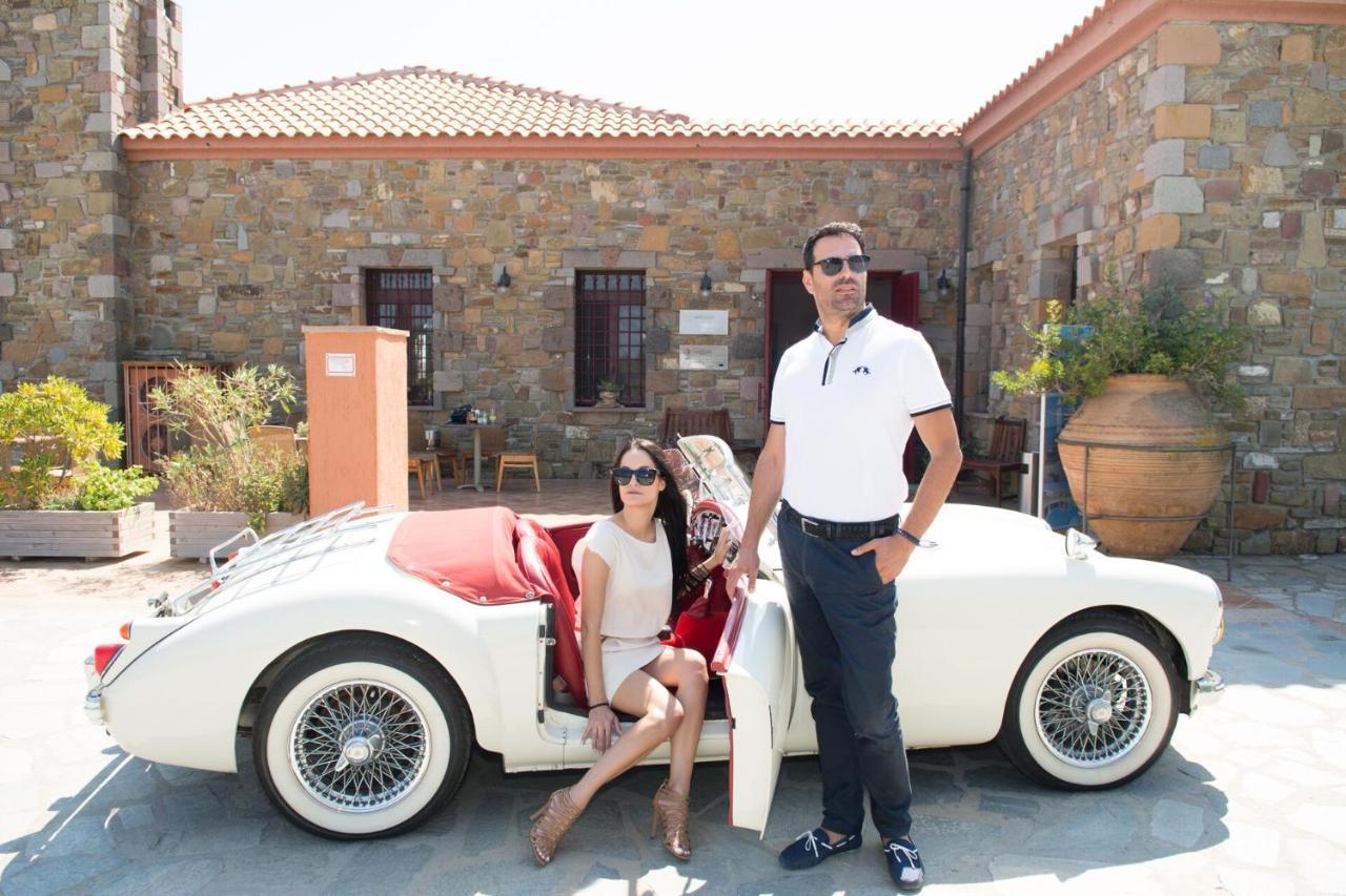 Village Boutique Hotel Város
