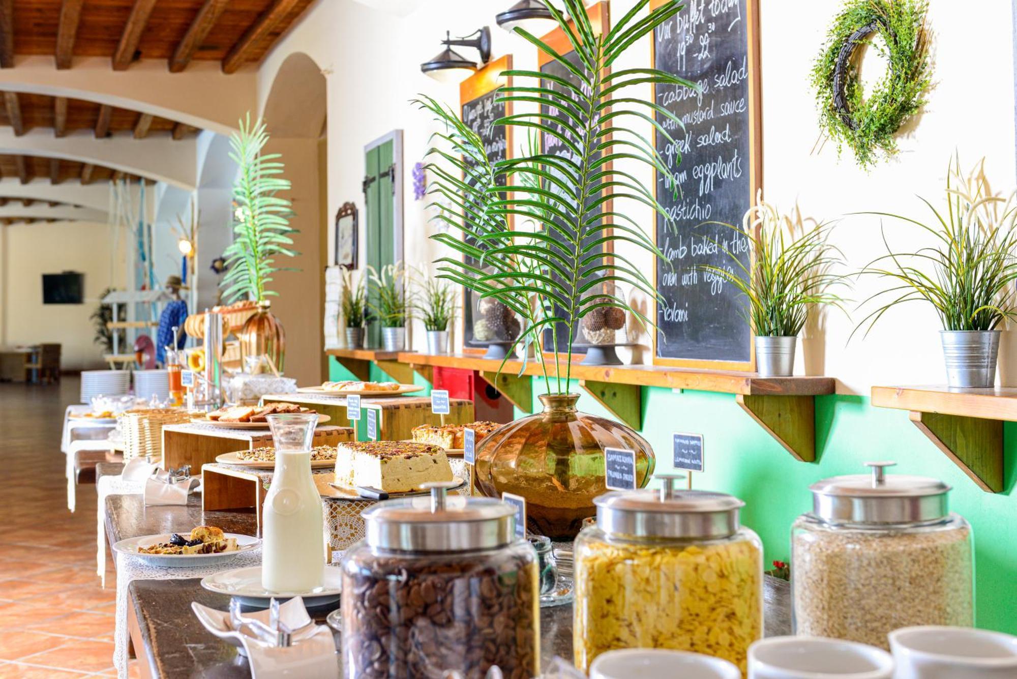 Hotel Village Boutique Város