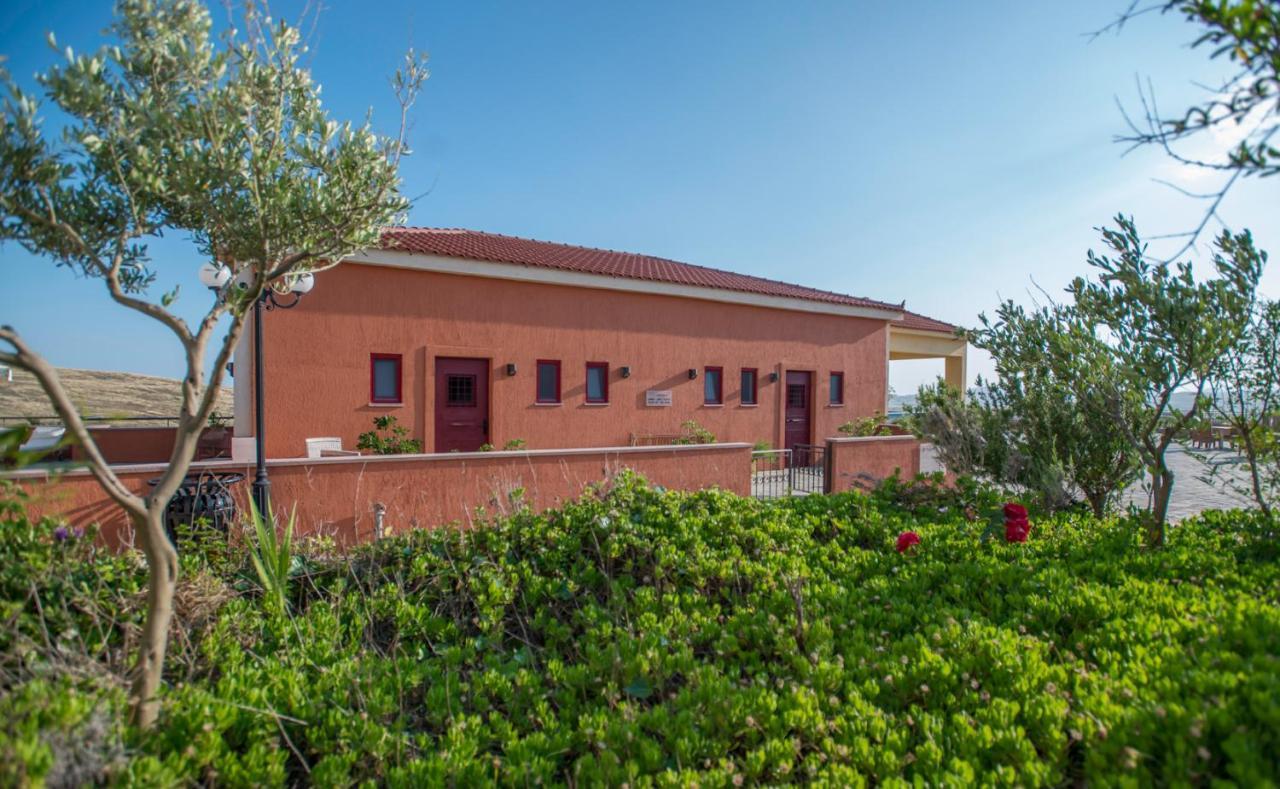 Village Boutique 5* Város